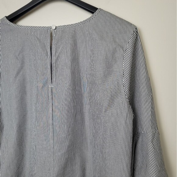 Abound Flutter Sleeve Blouse 100% Cotton Dramatic Striped Career Romantic Large - Picture 10 of 12